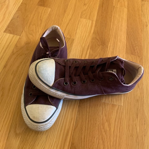 Women’s converse - Picture 2 of 3